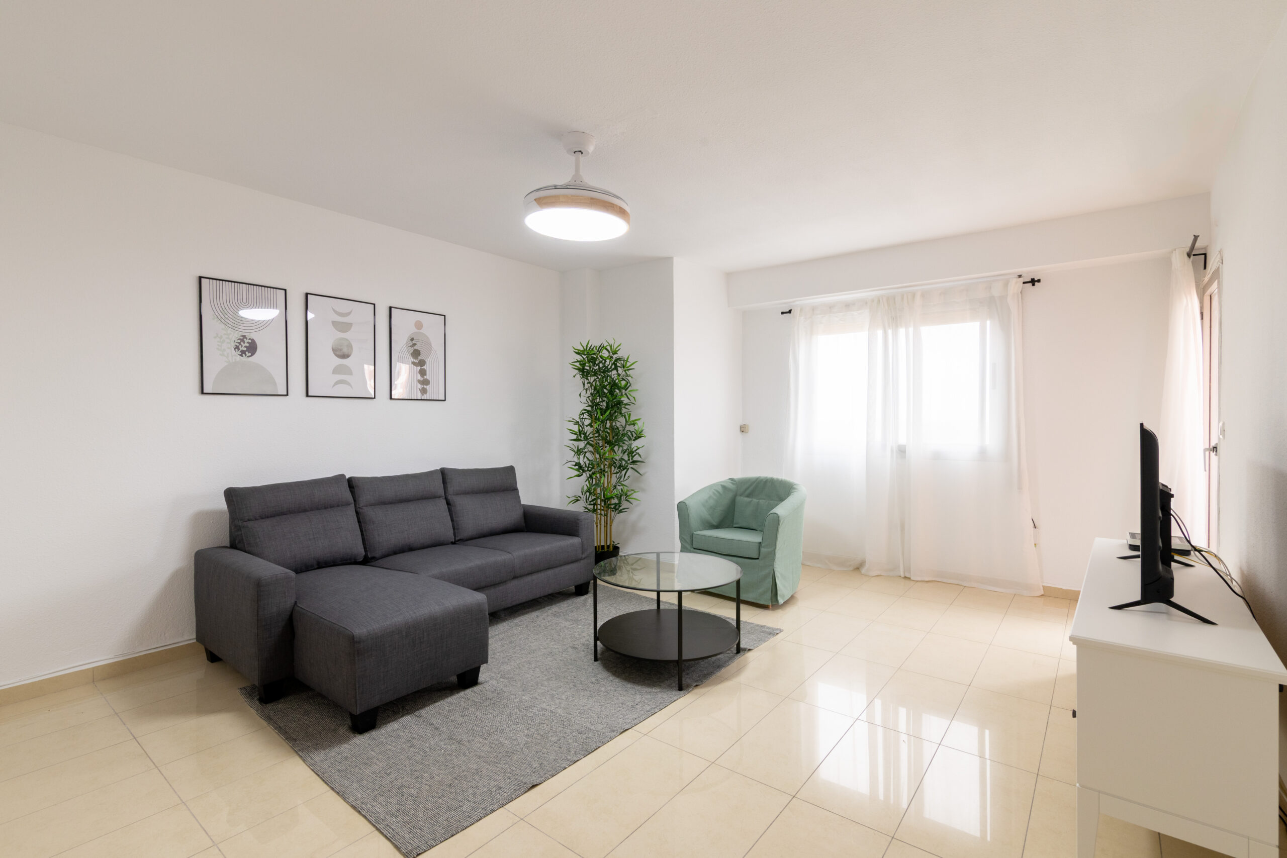 Apartamento para jóvenes profesionales | Moontels Isla Formentera en Malilla, Valencia