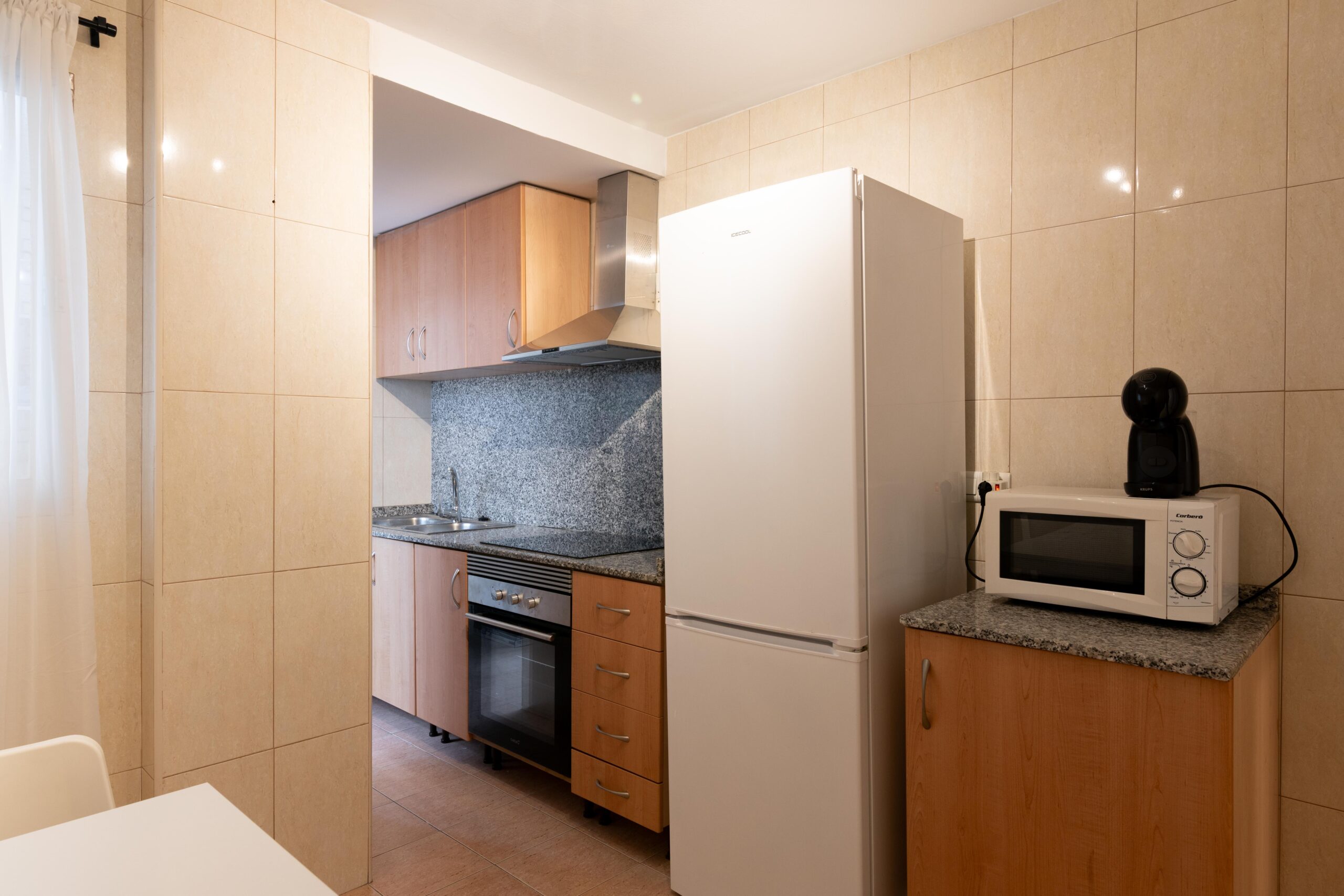 Apartamento para jóvenes profesionales | Moontels Isla Formentera en Malilla, Valencia